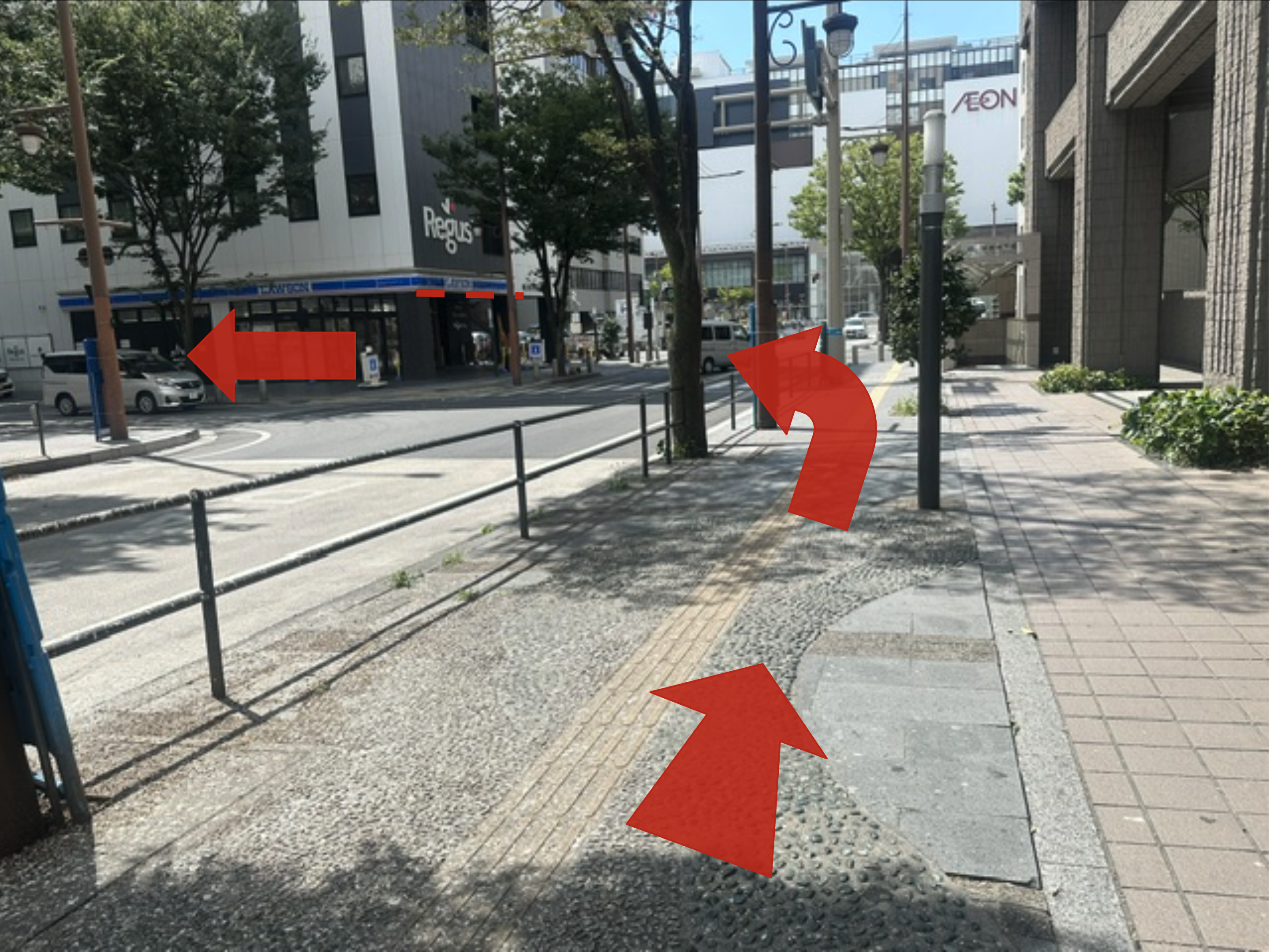 ローソン方面への横断歩道